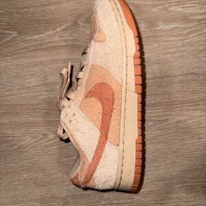 Nike Kids Beige and Orange Suede Low-Top Sneakers